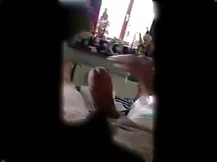 Un hombre a vigilar.con una chica y estrangularla por la barra de lazo alrededor del cuello de la chica. Con un movimiento intenso y rápido, la terrible invasión se había hecho fuerte. Sus ojos torcidos y su lengua salió de su boca. Esta chica había muerto en el se. La joven violada que la estranguló vídeos en español xxx se acabó. Finalmente, el nombre loco lo llevó a la cama y lo dejó solo.